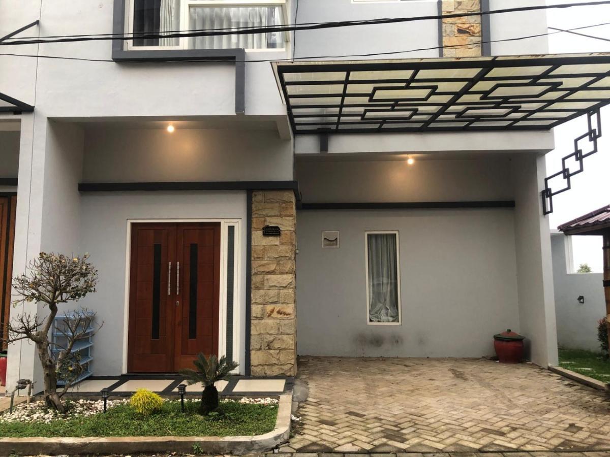 Villa Alraza Tlekung Exterior photo